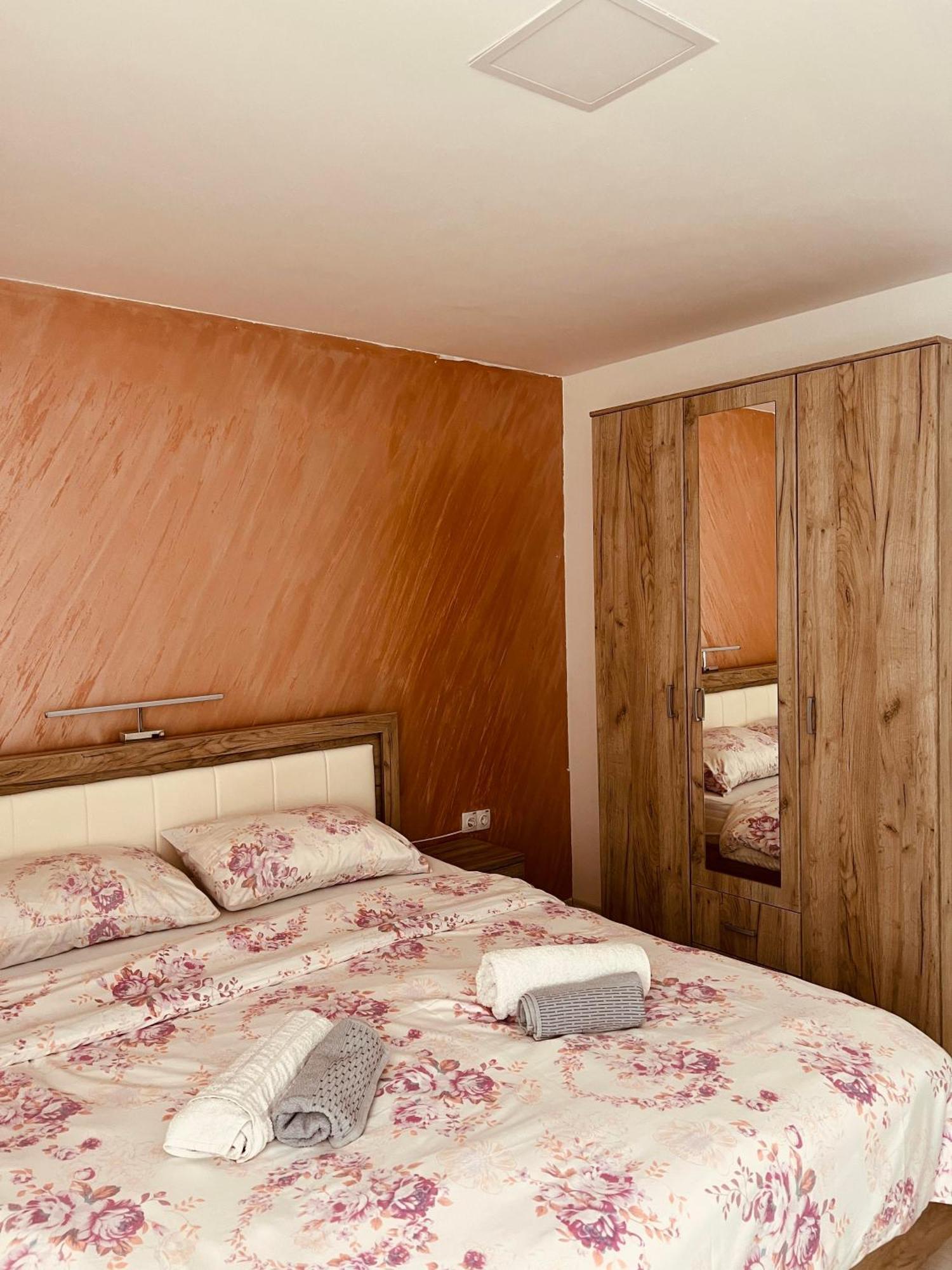 Zeleni Dvor Bed & Breakfast Ribarska Banja Luaran gambar