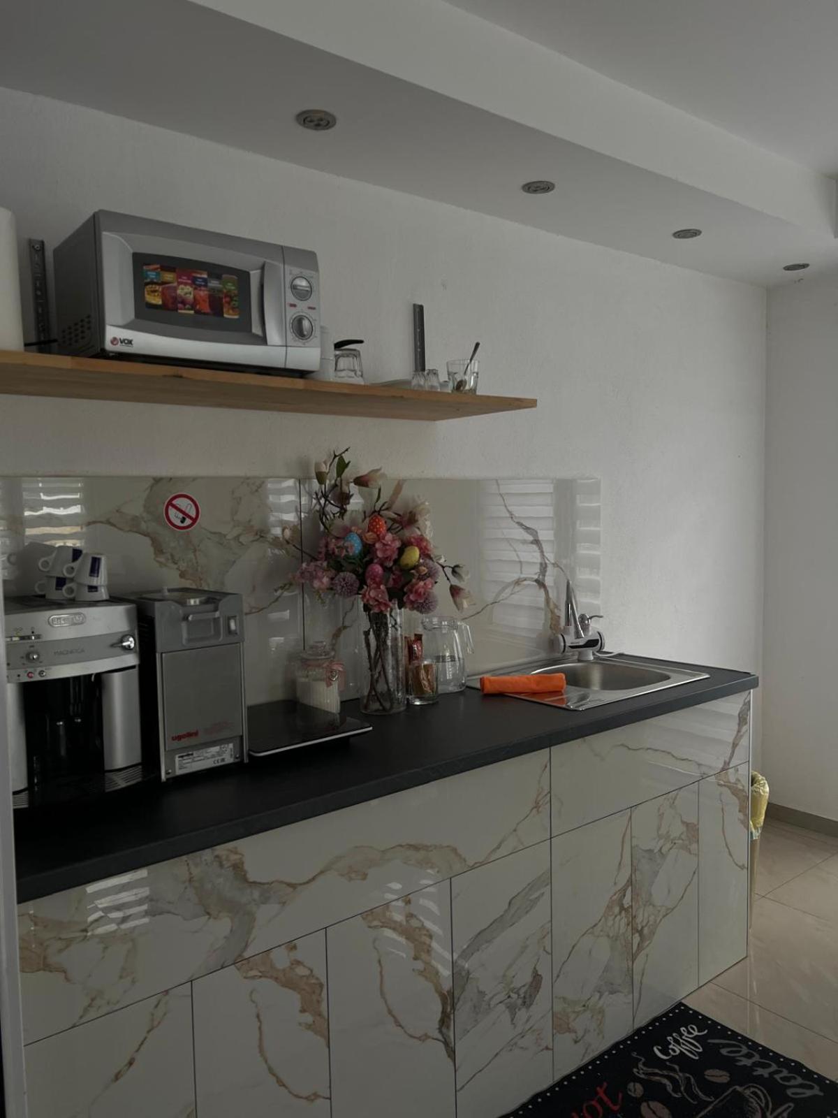 Zeleni Dvor Bed & Breakfast Ribarska Banja Luaran gambar